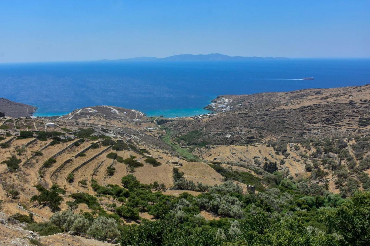 Living Theros Luxury Suites Kardhianí Dış mekan fotoğraf