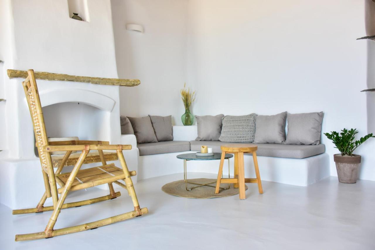 Living Theros Luxury Suites Kardhianí Dış mekan fotoğraf