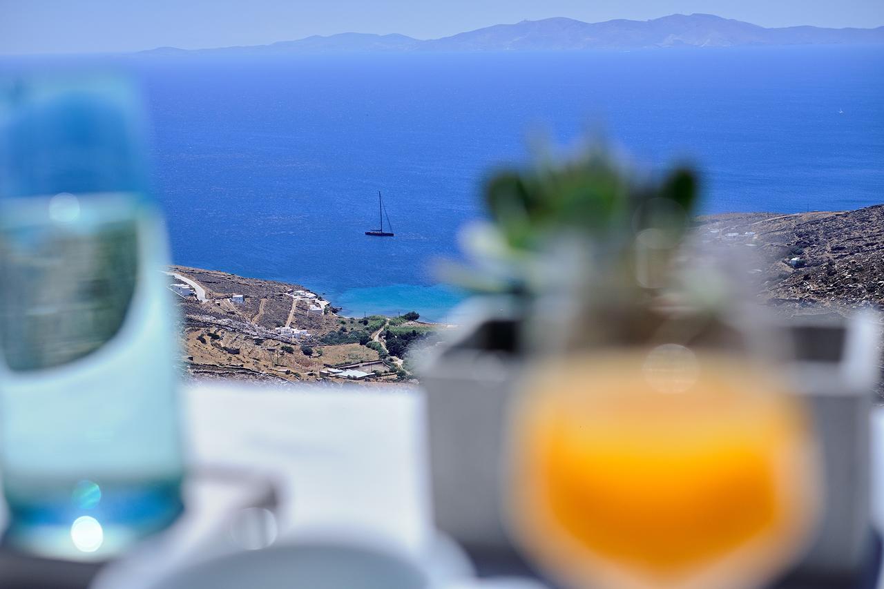 Living Theros Luxury Suites Kardhianí Dış mekan fotoğraf