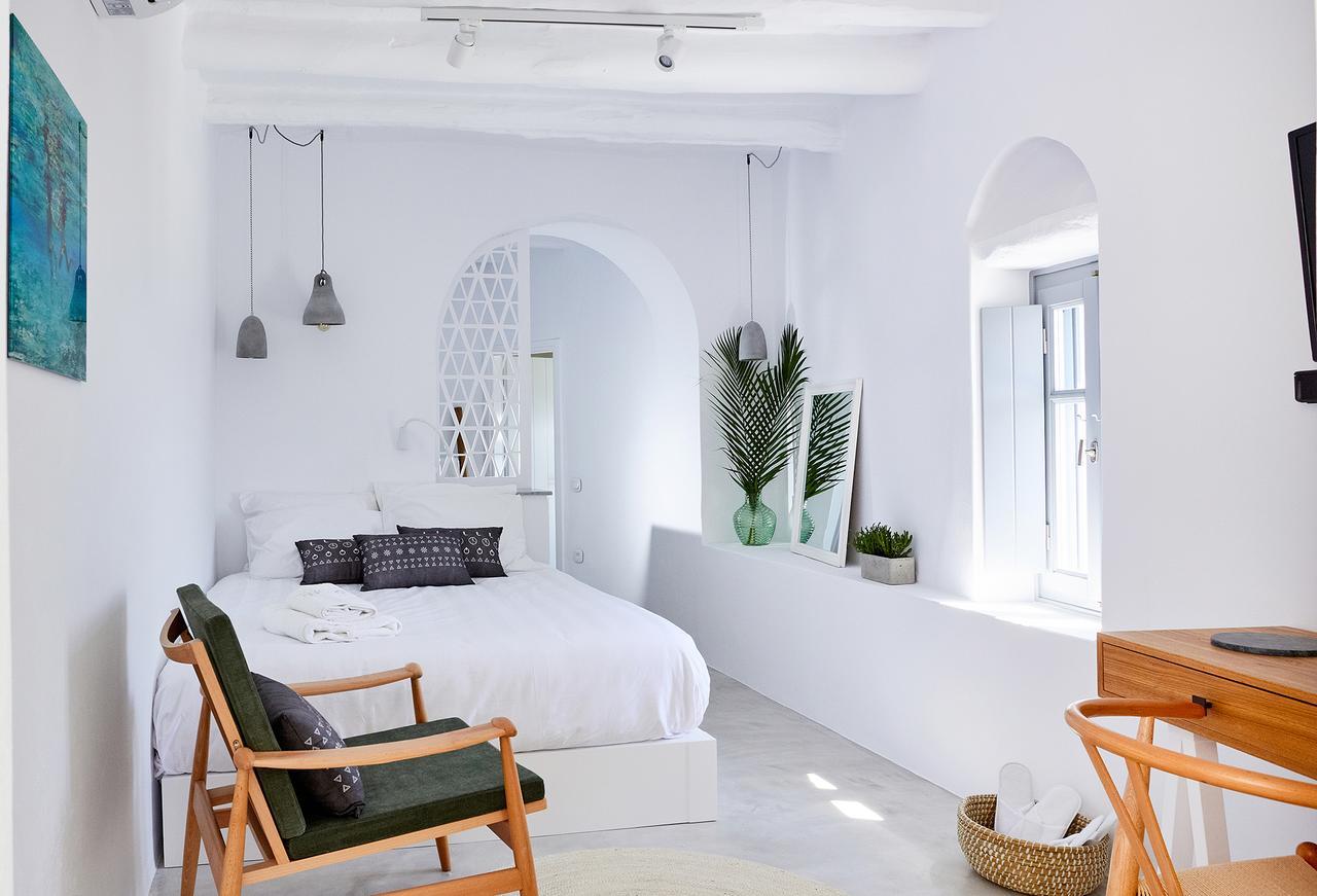 Living Theros Luxury Suites Kardhianí Dış mekan fotoğraf