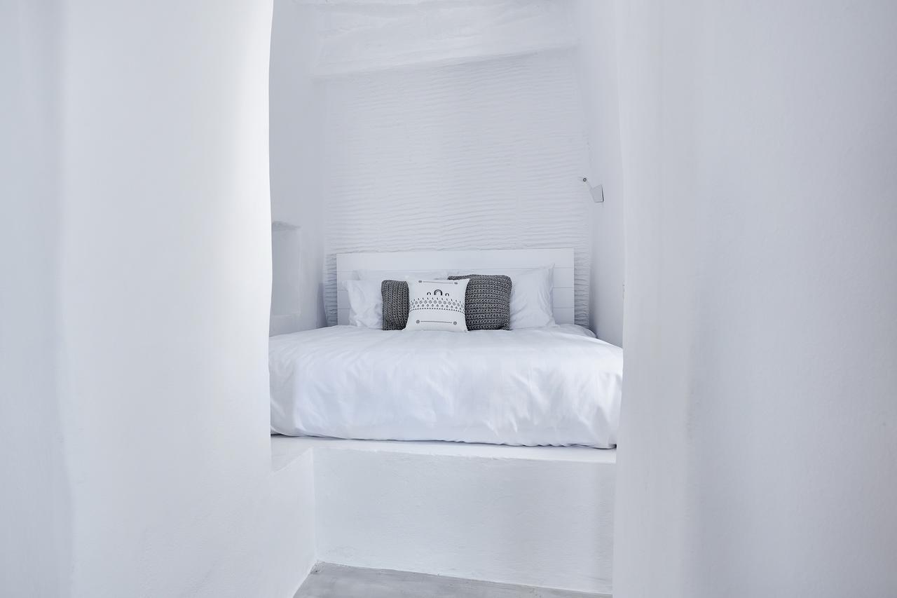 Living Theros Luxury Suites Kardhianí Dış mekan fotoğraf