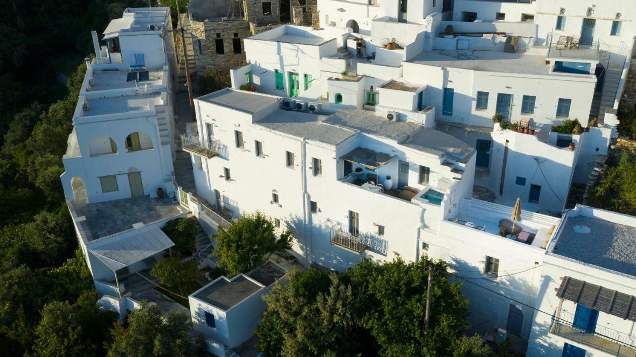 Living Theros Luxury Suites Kardhianí Dış mekan fotoğraf